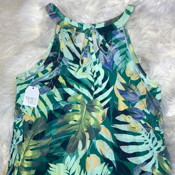 TIME AND TRU Floral Halter Swing Dress - Picture 7 of 15